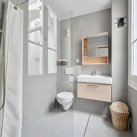 Rooftop Victor Hugo アパート パリ