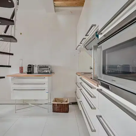 Rooftop Victor Hugo アパート パリ